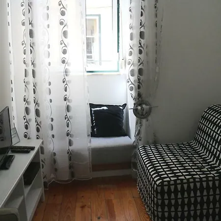 Vintage Apartment Lisbon